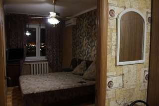 Хостелы Hostel at the Center of Tiraspol Тирасполь Односпальная кровать в общем номере-1